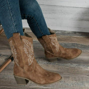 Lizzle | Stylish Embroidered Cowboy Boots